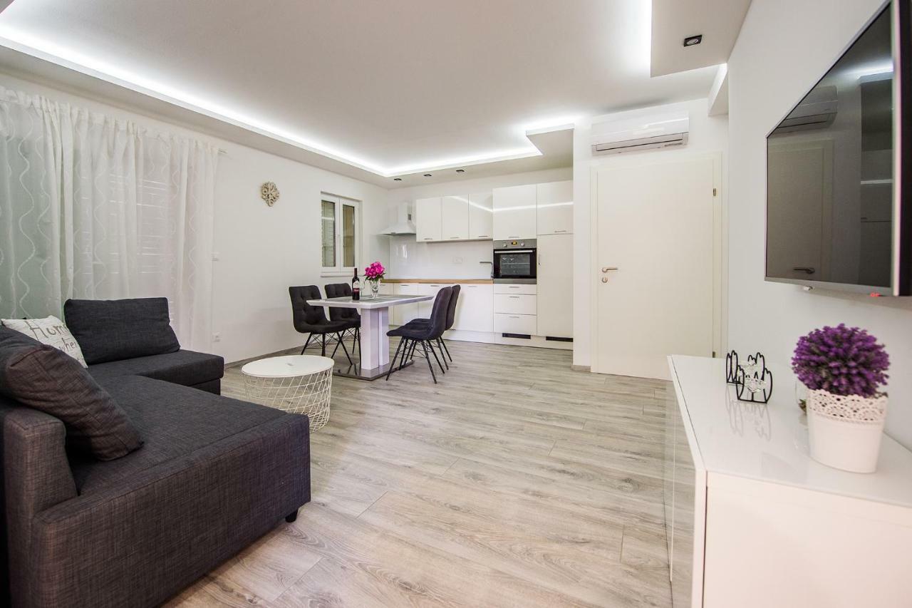 Solin Apartments Praetorium Extérieur photo